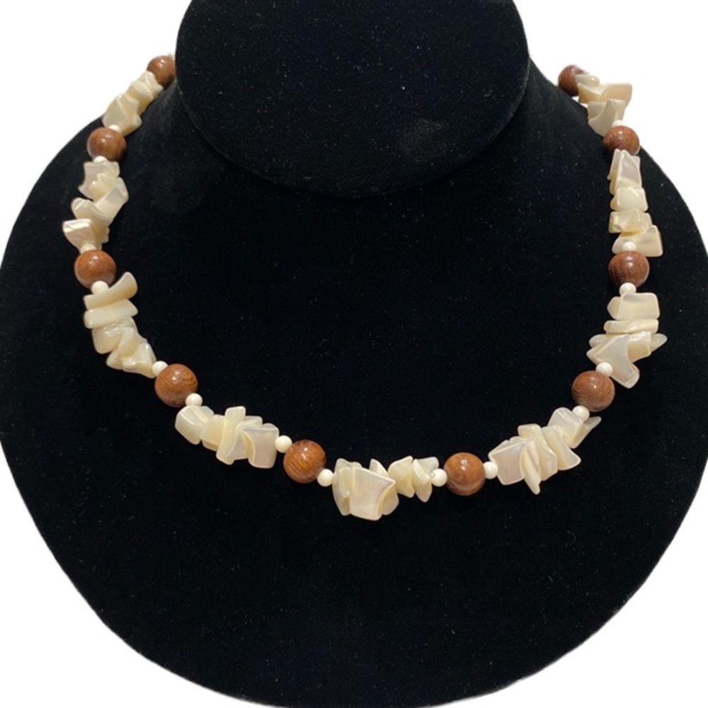 Vintage Mother Of Pearl And Wood Bead Necklace